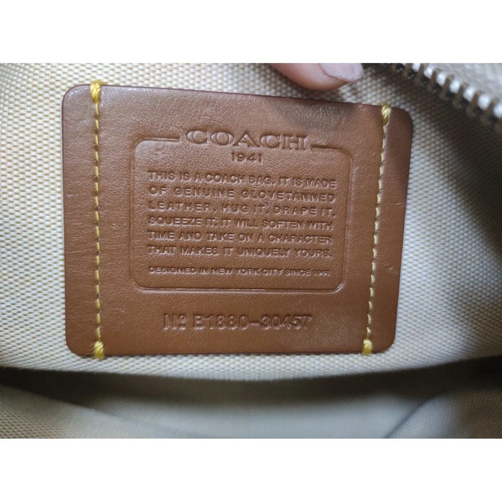 Coach 1941 Rogue Rivets - Fair Condition no straps - Picture 4 of 12